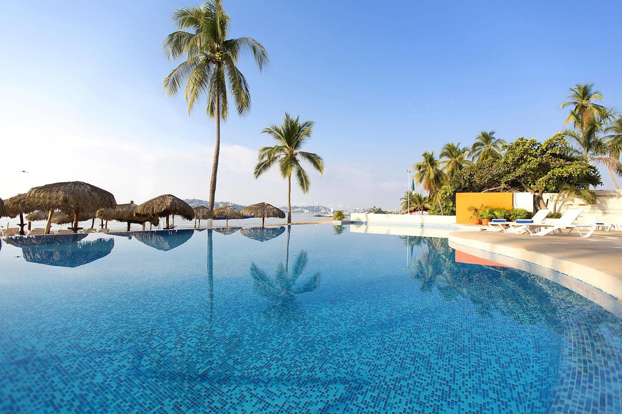 Krystal Beach Acapulco Exterior photo